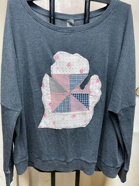 Ladies grey custom Michigan Patchwork Appliqué Long-Sleeve Top